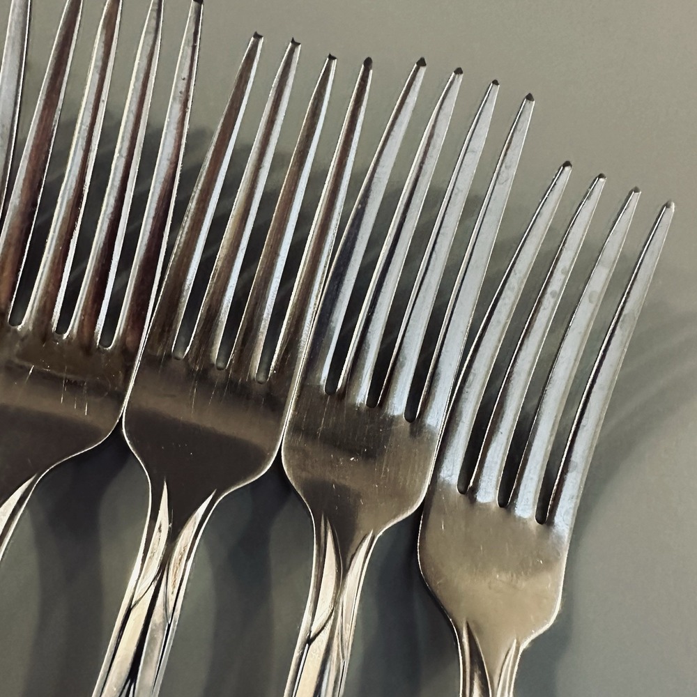 12 Vtg Ekco Stainless DINNER Forks Kenilworth Flatware Fork Set of 12 - Picture 4 of 9